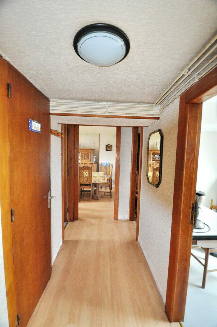 REF1799-11