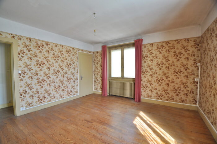 REF1805-27